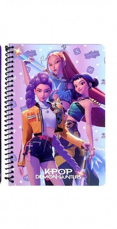 Τετράδιο Σπιράλ K-Pop Demon Hunters Weapons Τετράδιο Σπιράλ K-Pop Demon Hunters Weapons